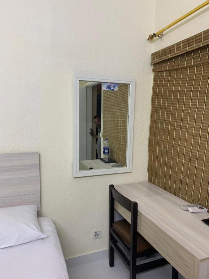 Airport Hotel Карачі Екстер'єр фото