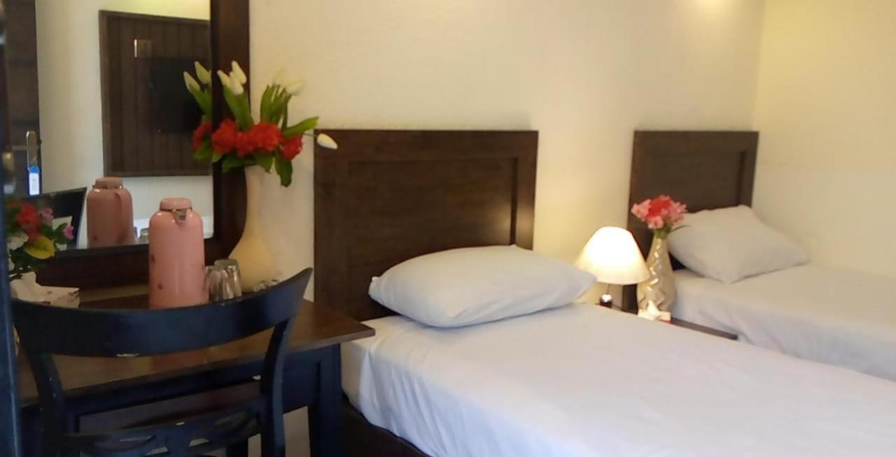 Airport Hotel Карачі Екстер'єр фото